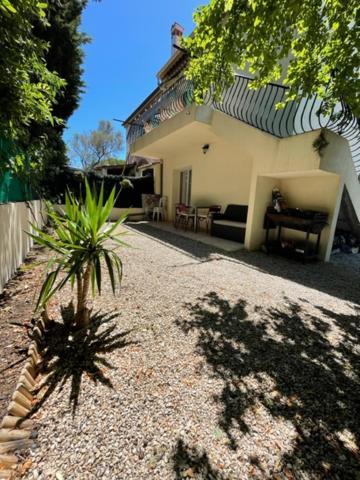 2 Pieces En Rdjardin Avec 2 Grands Terrasses Apartment Antibes Luaran gambar